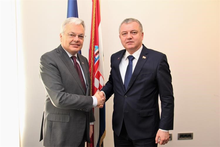 Slika /arhiva_gospodarstvo/public/downloaded/Horvat_Reynders MINGO (1).JPG